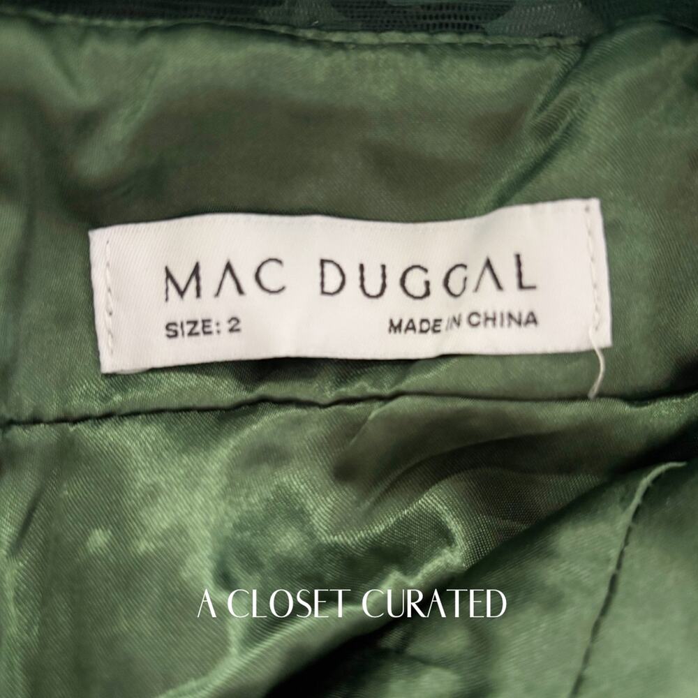 Mac Duggal 2 - Picture 7 of 10